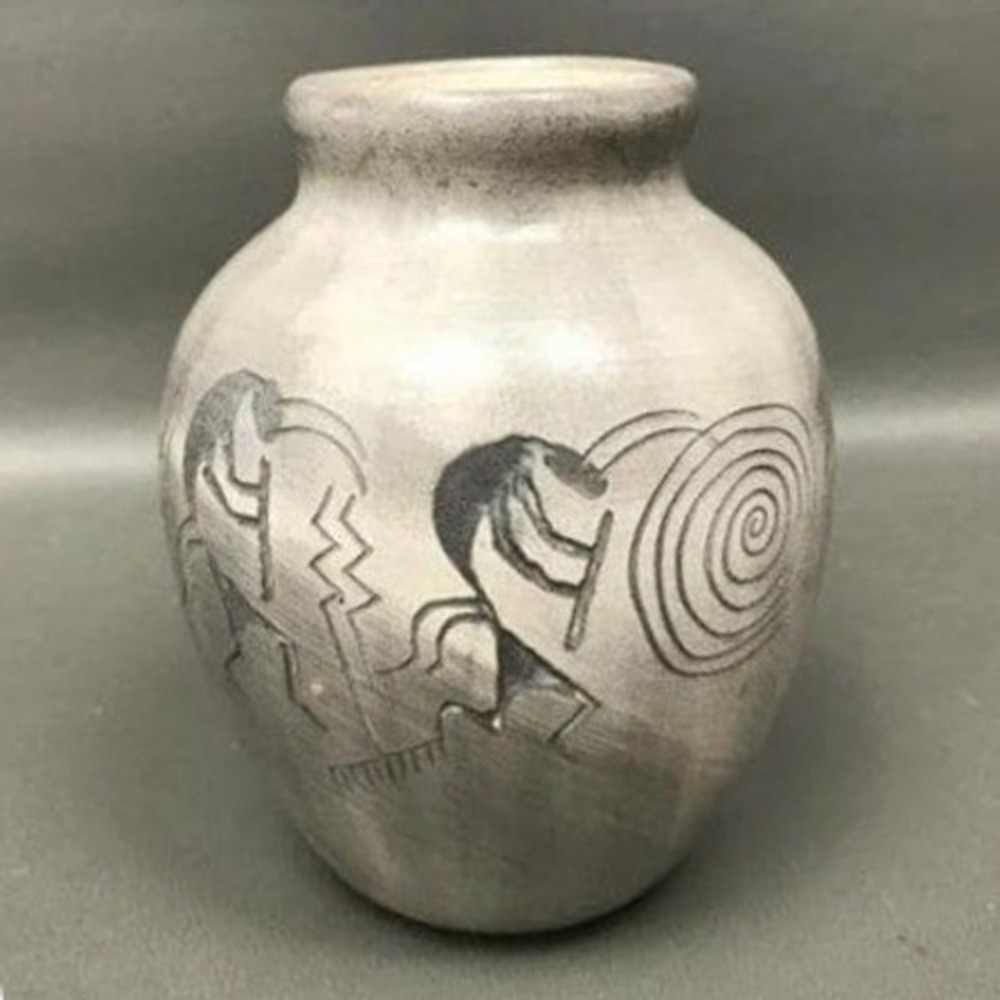 Navajo Etched Pottery Vase Bimishlaa Signed Kokopelli Petroglyph Southwest 6"